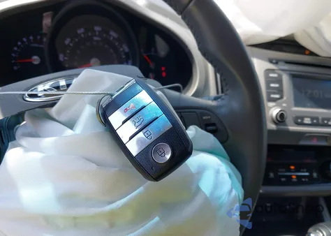 2016 Kia Sportage Ex из США, поврежденный, VIN KNDPCCAC9G7816304